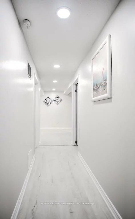 66, Bayhampton, Brownridge, Vaughan