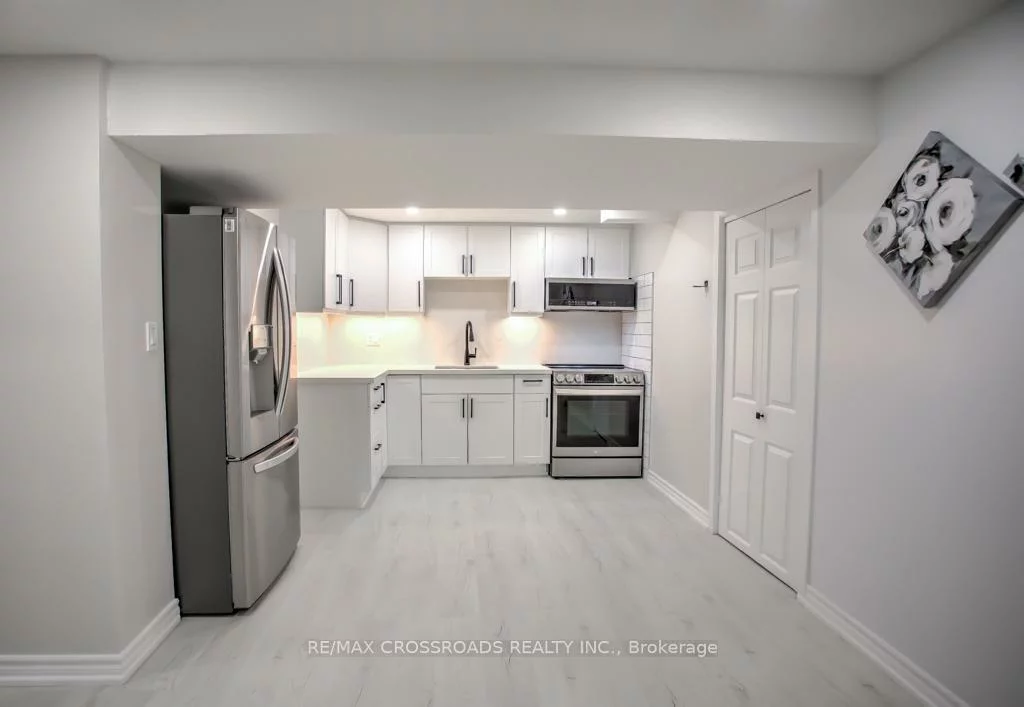 66, Bayhampton, Brownridge, Vaughan