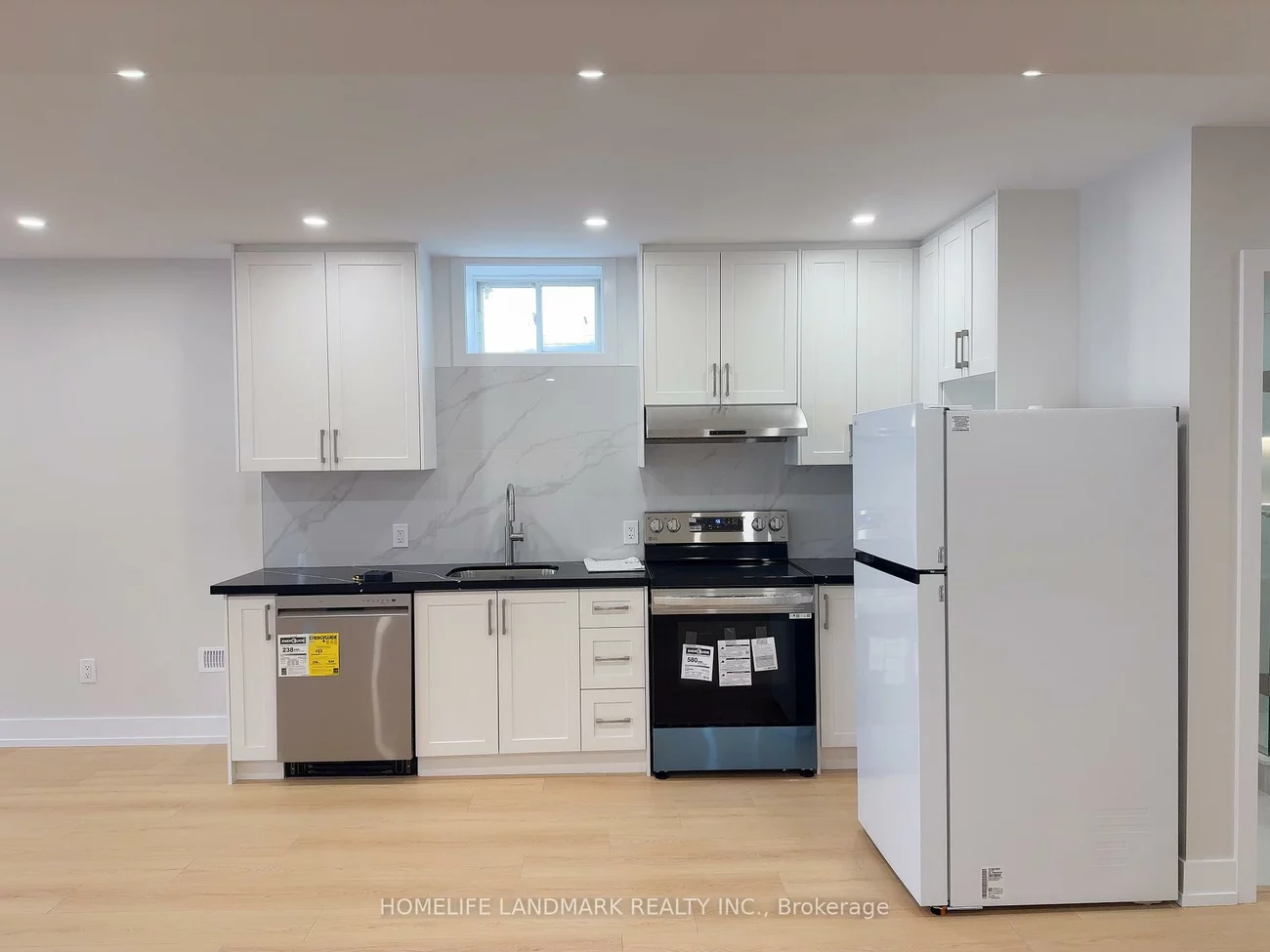 Basement 32, Allison Ann, Patterson, Vaughan