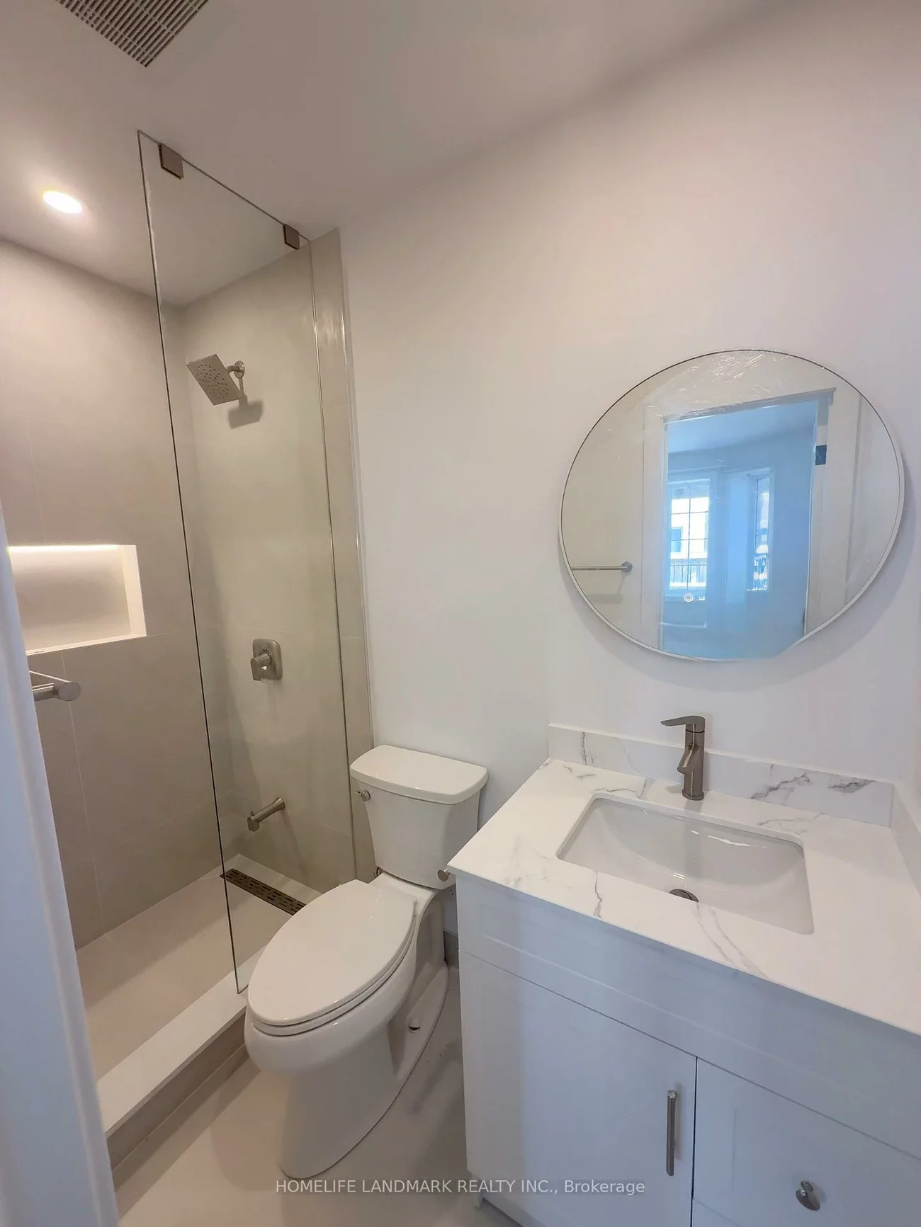 Basement 32, Allison Ann, Patterson, Vaughan