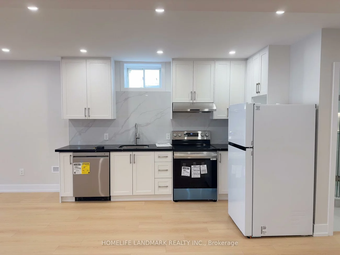 Basement 32, Allison Ann, Patterson, Vaughan