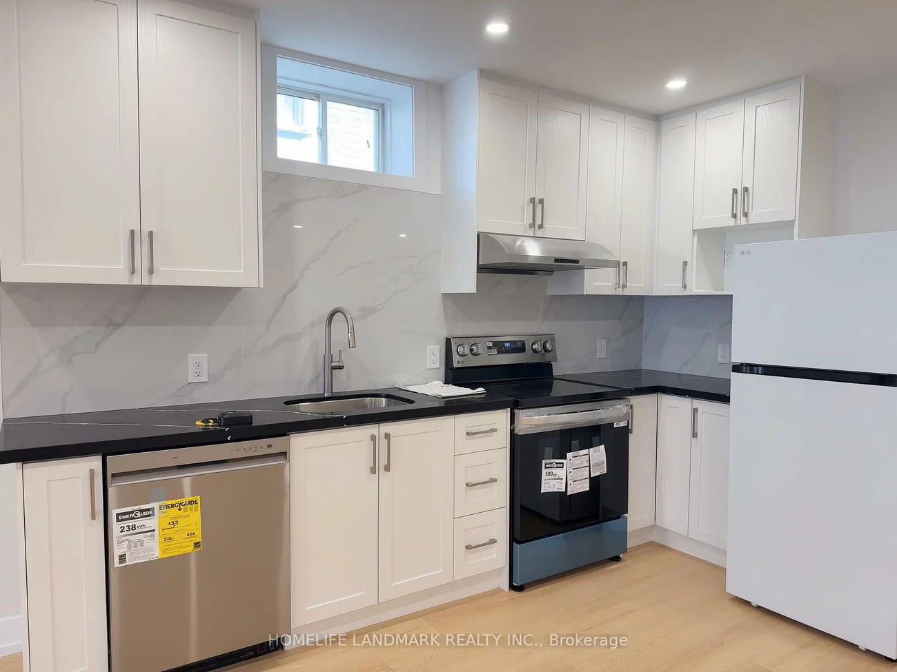 Basement 32, Allison Ann, Patterson, Vaughan