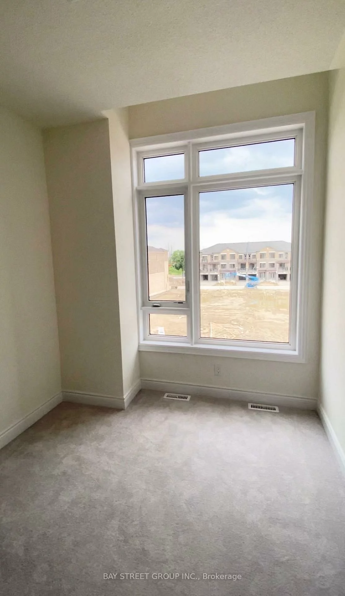 255, Tennant, Vellore Village, Vaughan