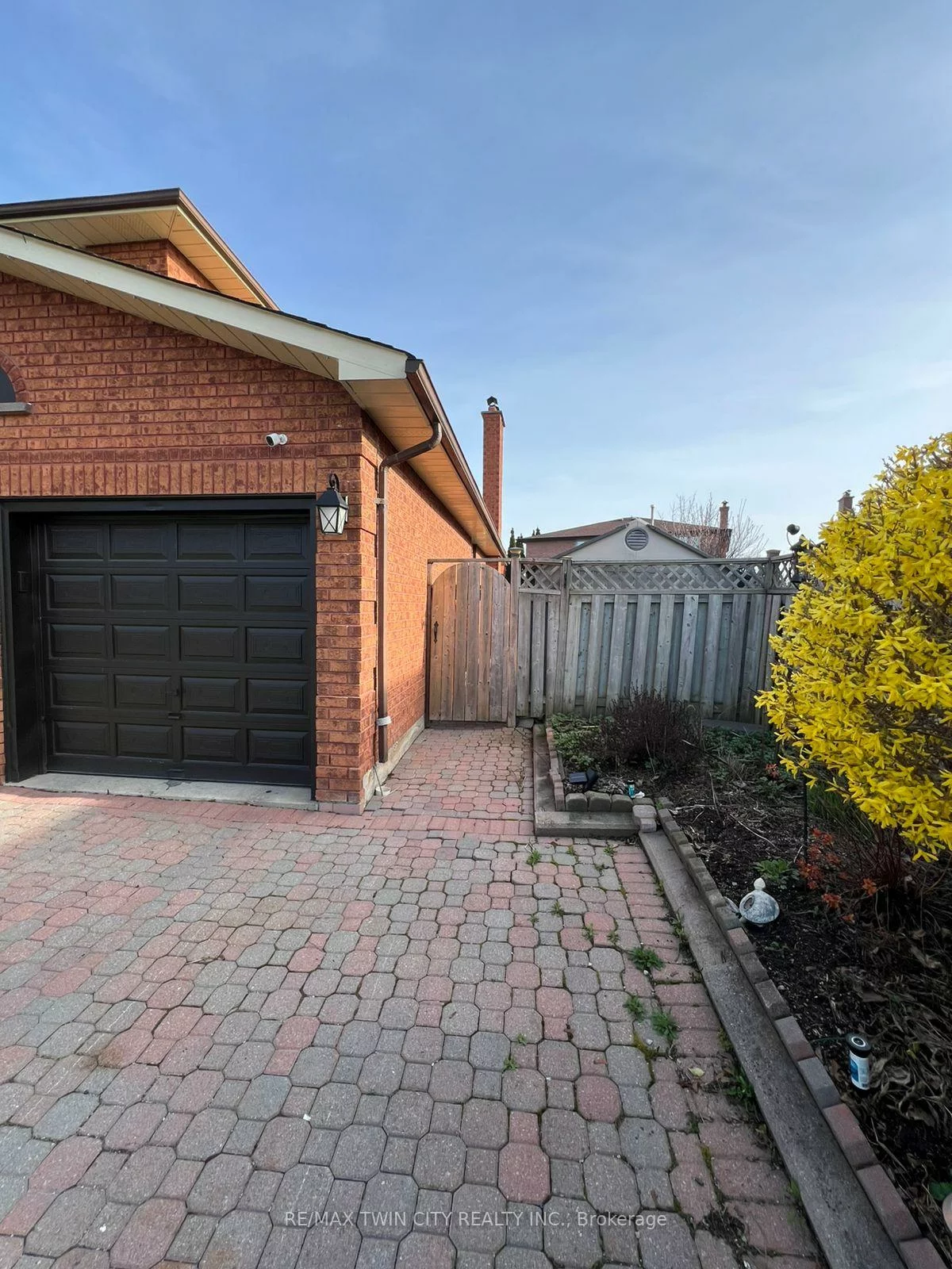 15, Ivory, West Woodbridge, Vaughan