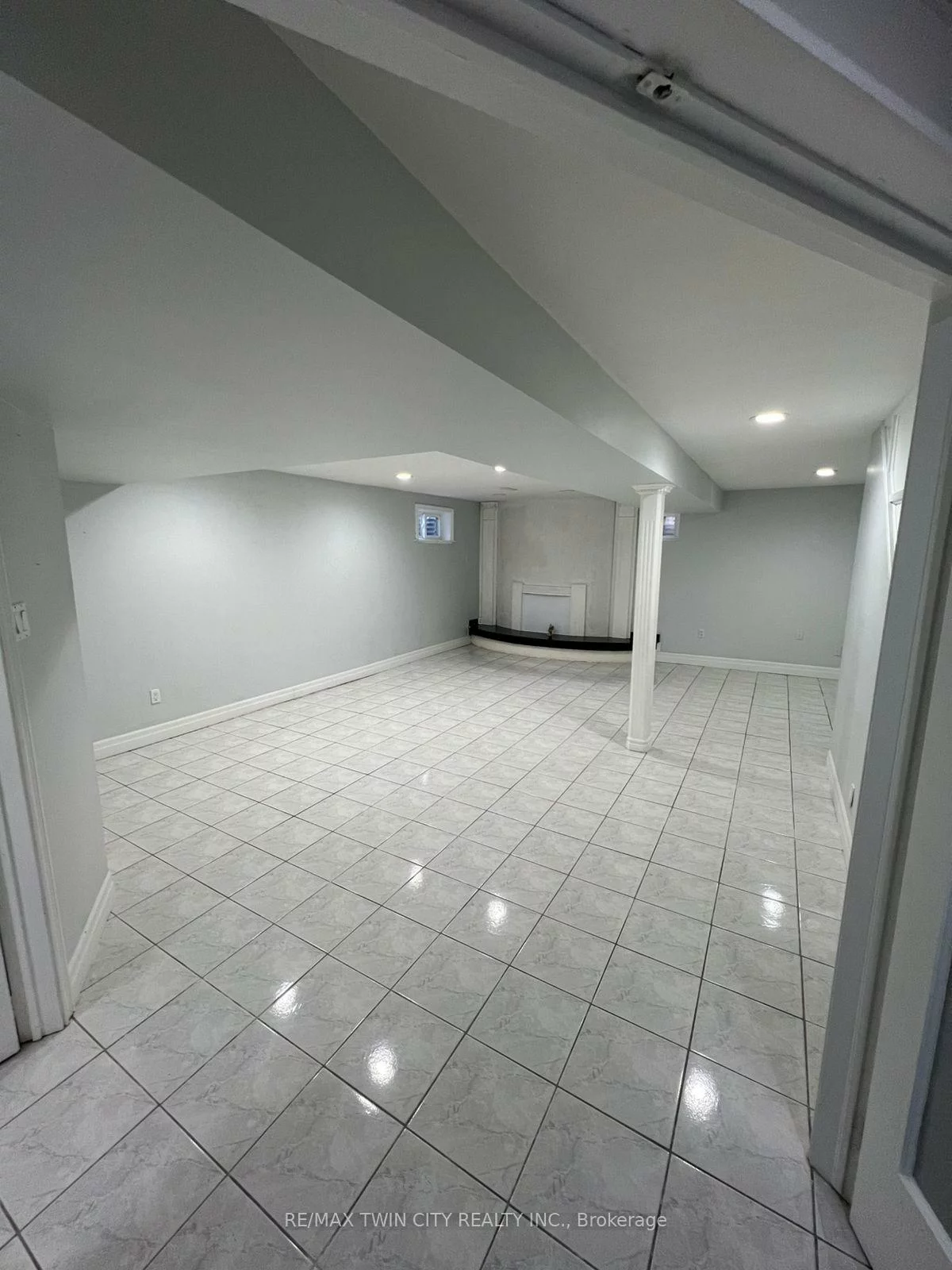 15, Ivory, West Woodbridge, Vaughan