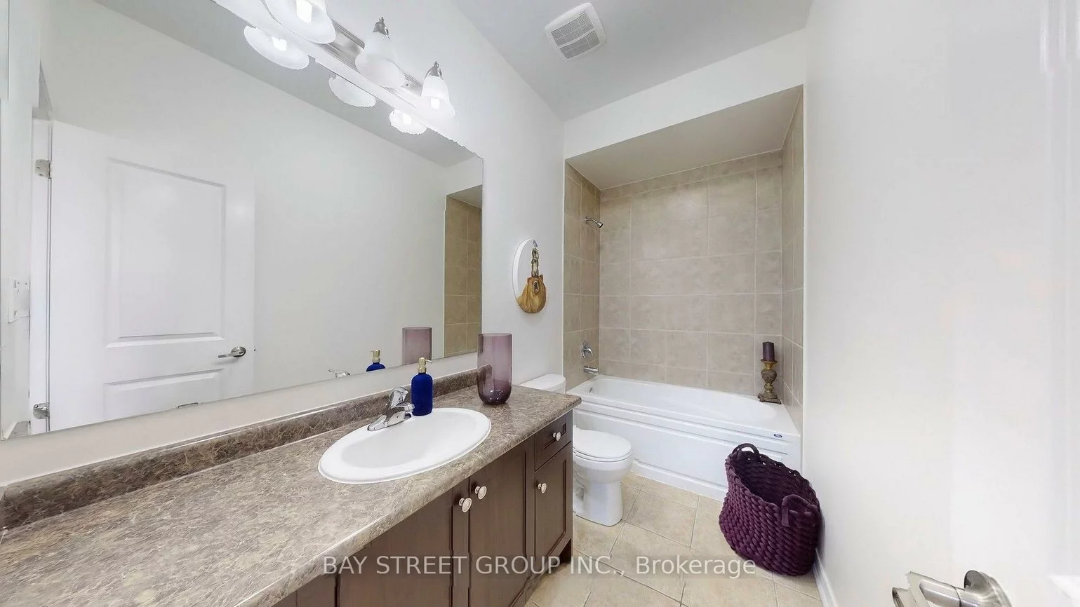 49, Hopewell, Kleinburg, Vaughan
