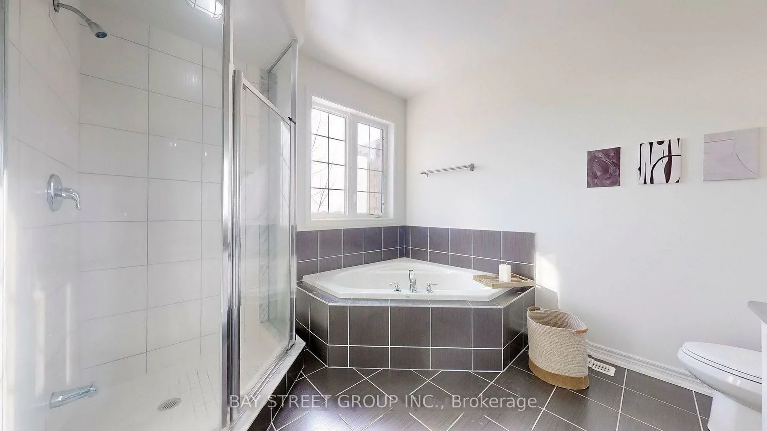 49, Hopewell, Kleinburg, Vaughan