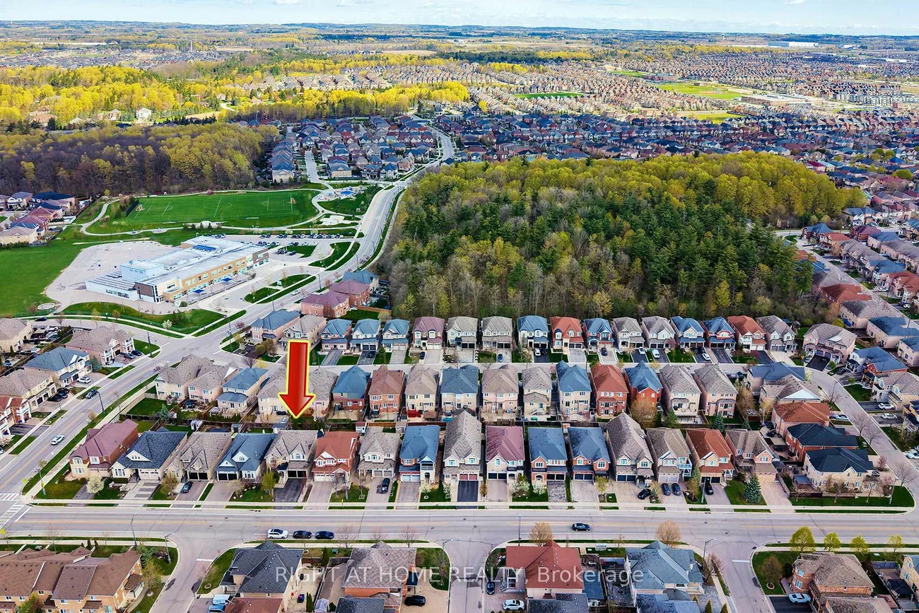 464, Davos, Vellore Village, Vaughan