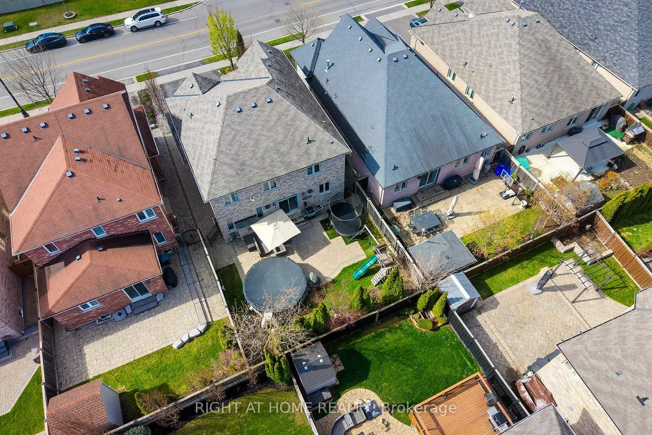 464, Davos, Vellore Village, Vaughan