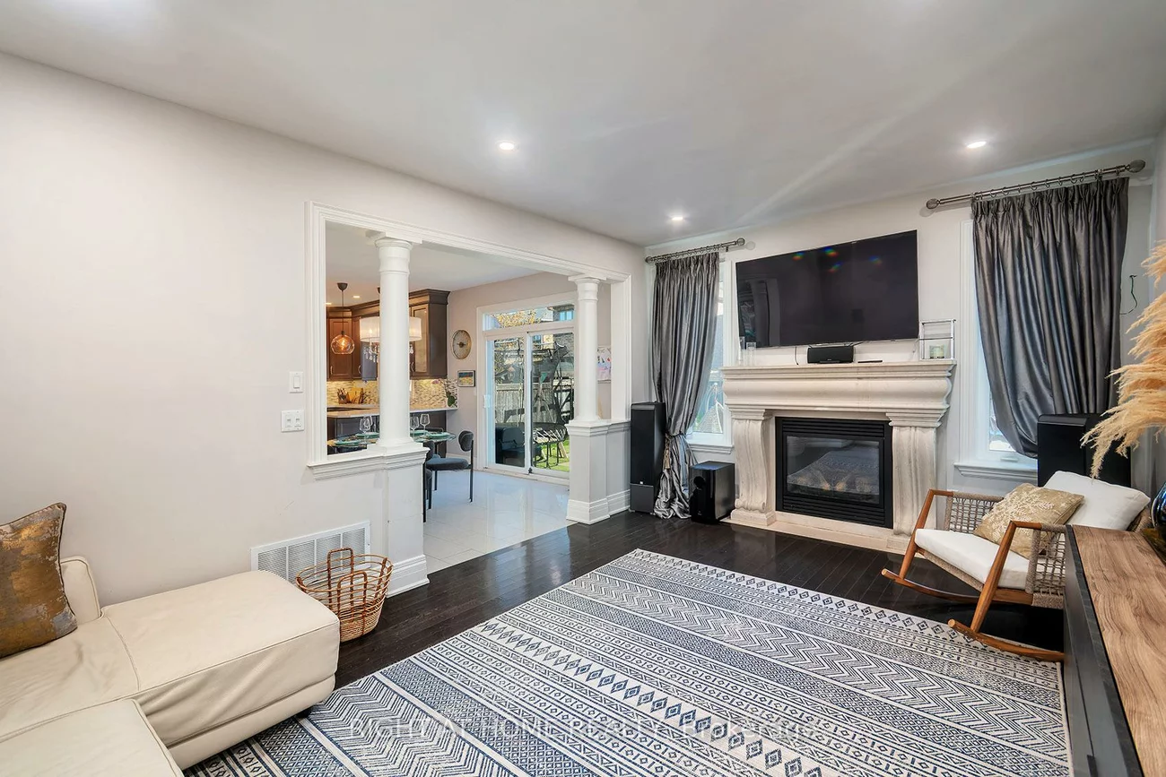 464, Davos, Vellore Village, Vaughan
