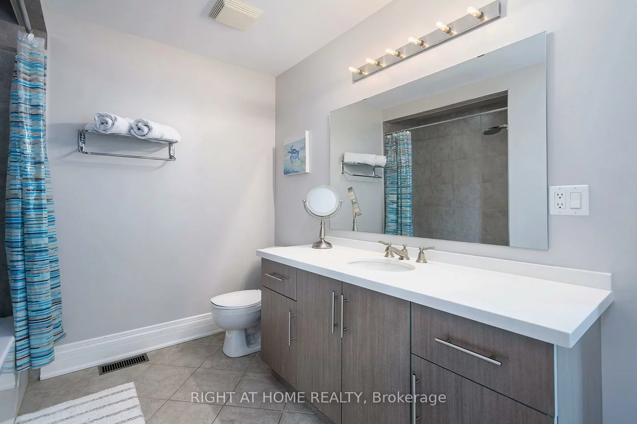 464, Davos, Vellore Village, Vaughan