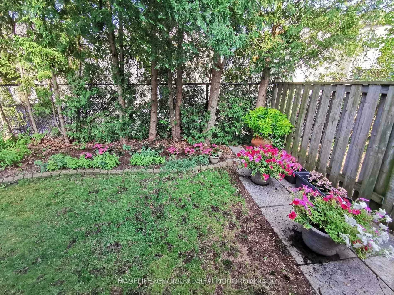 209, Winding, Crestwood-Springfarm-Yorkhill, Vaughan