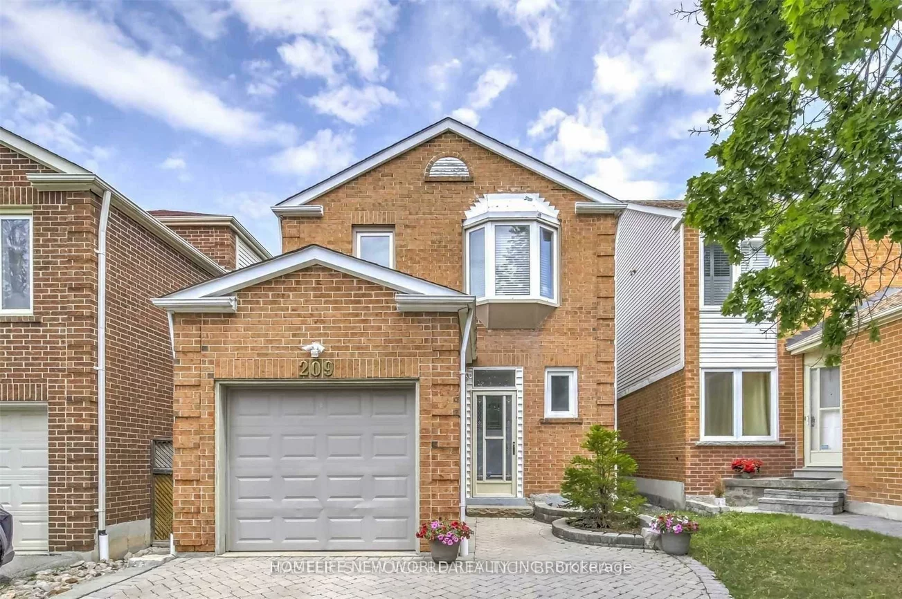 209, Winding, Crestwood-Springfarm-Yorkhill, Vaughan