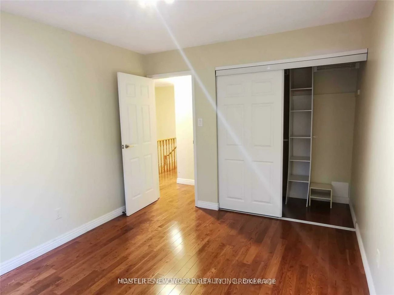 209, Winding, Crestwood-Springfarm-Yorkhill, Vaughan