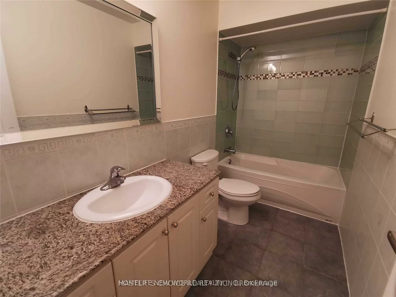 209, Winding, Crestwood-Springfarm-Yorkhill, Vaughan