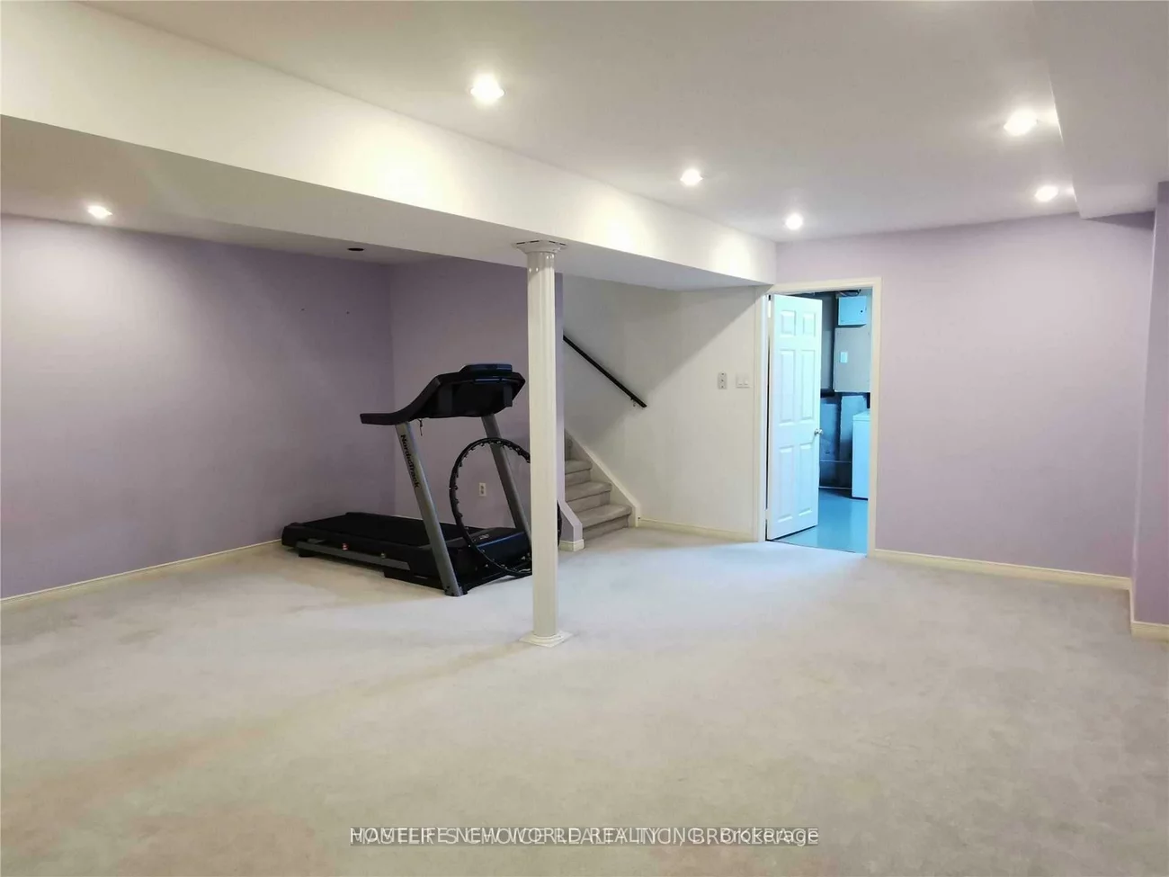 209, Winding, Crestwood-Springfarm-Yorkhill, Vaughan