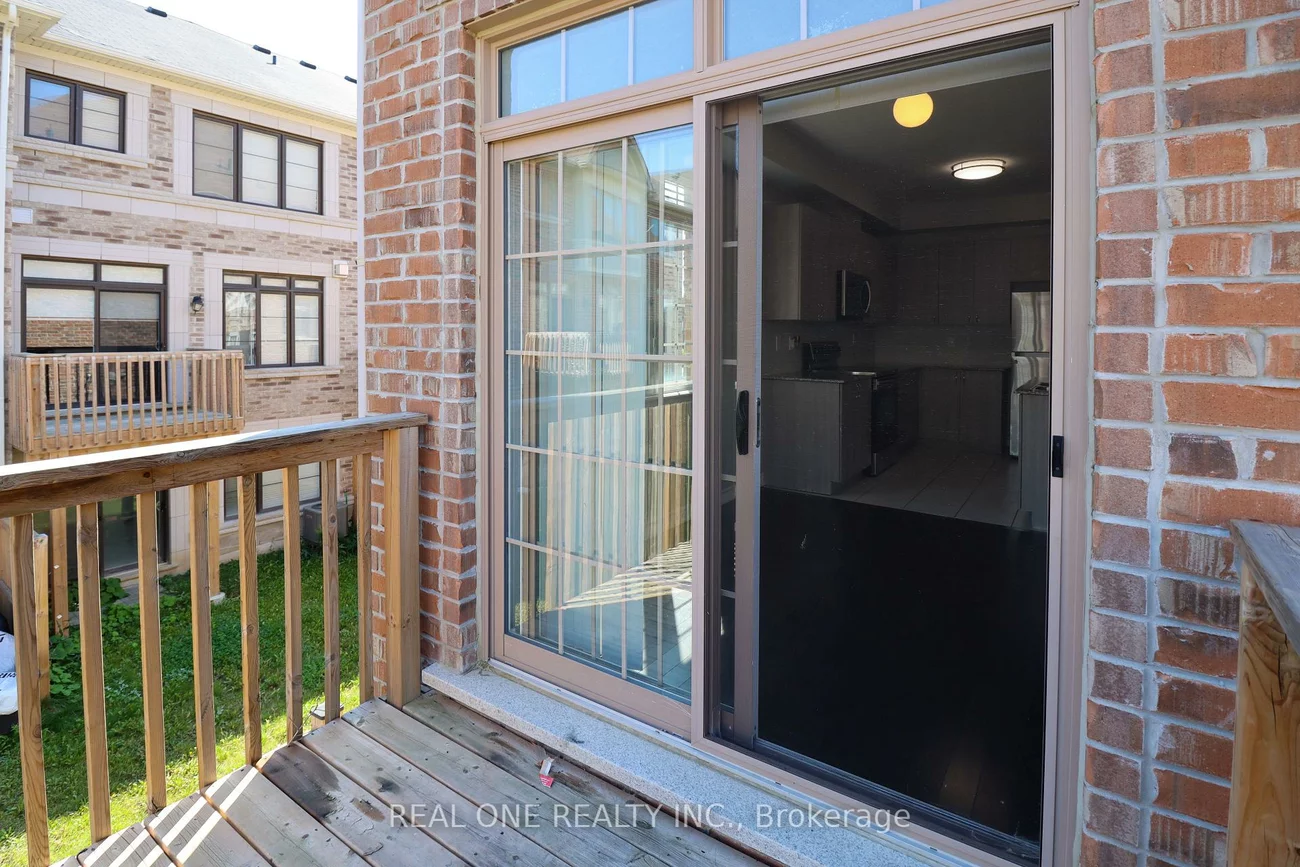 180, Sunset, Vellore Village, Vaughan