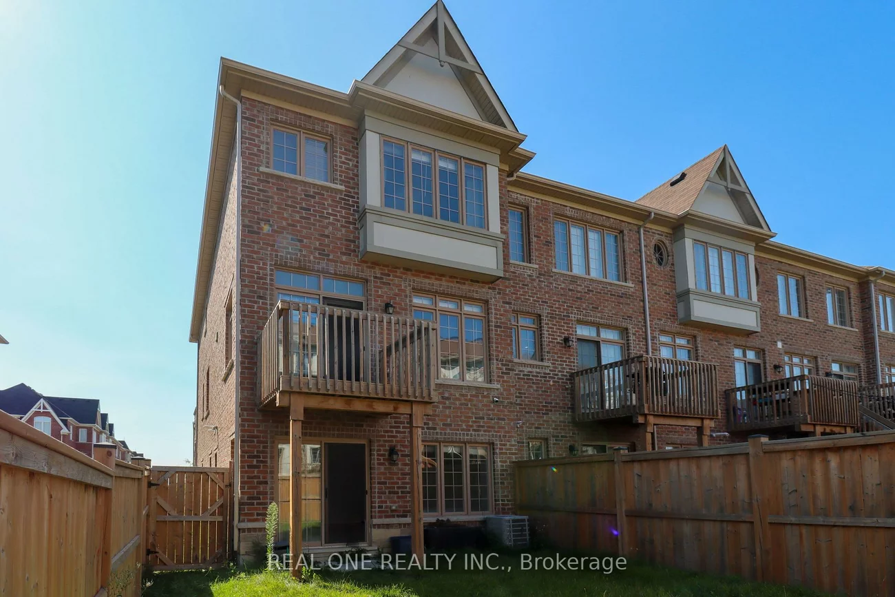 180, Sunset, Vellore Village, Vaughan
