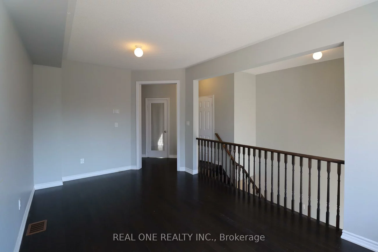 180, Sunset, Vellore Village, Vaughan