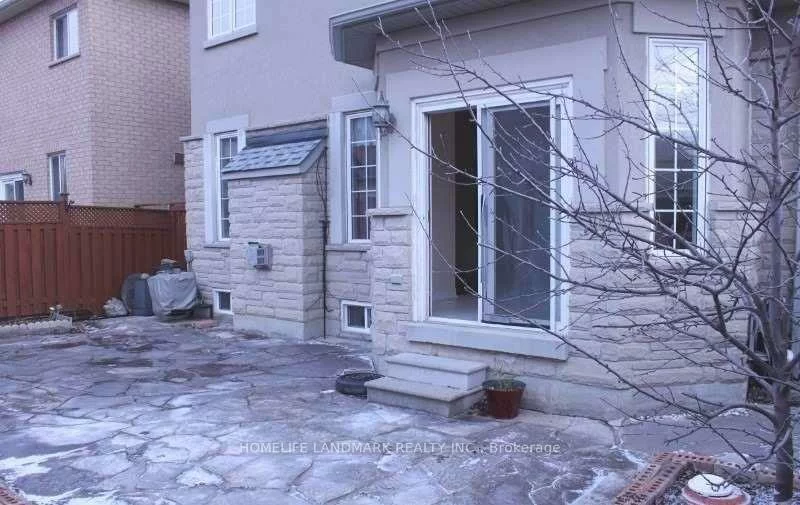 141, Fox Hound, Vellore Village, Vaughan