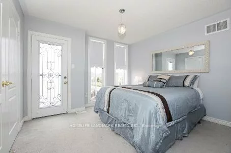 141, Fox Hound, Vellore Village, Vaughan