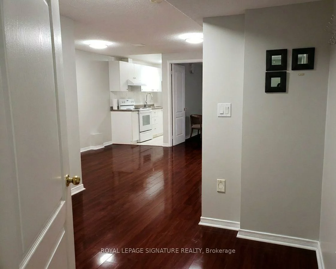 21, Navy, Vellore Village, Vaughan