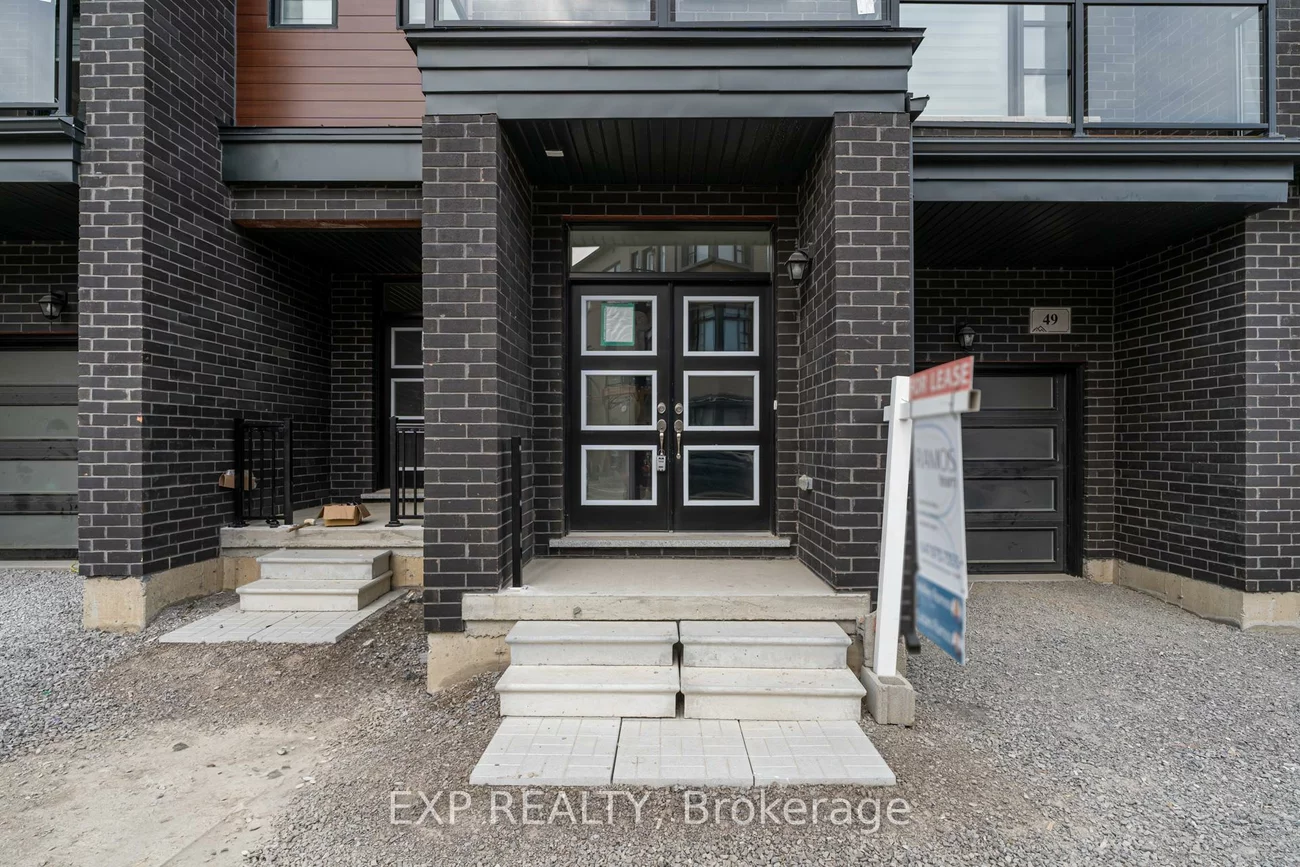 49, Paradox, Kleinburg, Vaughan