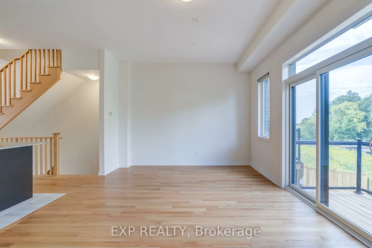 49, Paradox, Kleinburg, Vaughan