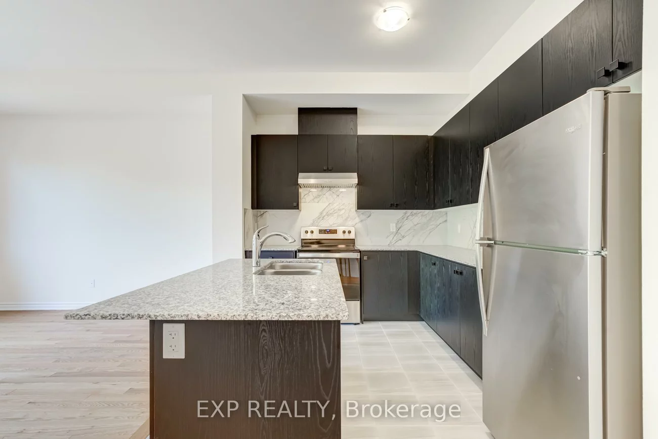 49, Paradox, Kleinburg, Vaughan