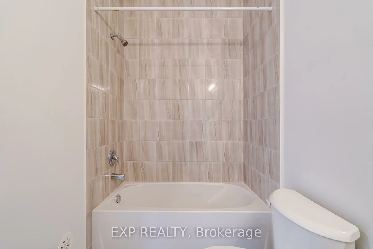 49, Paradox, Kleinburg, Vaughan