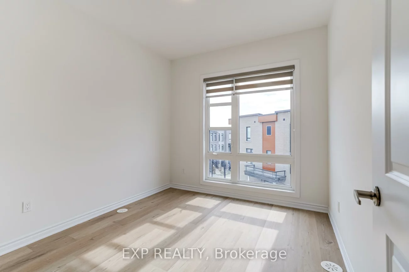 49, Paradox, Kleinburg, Vaughan