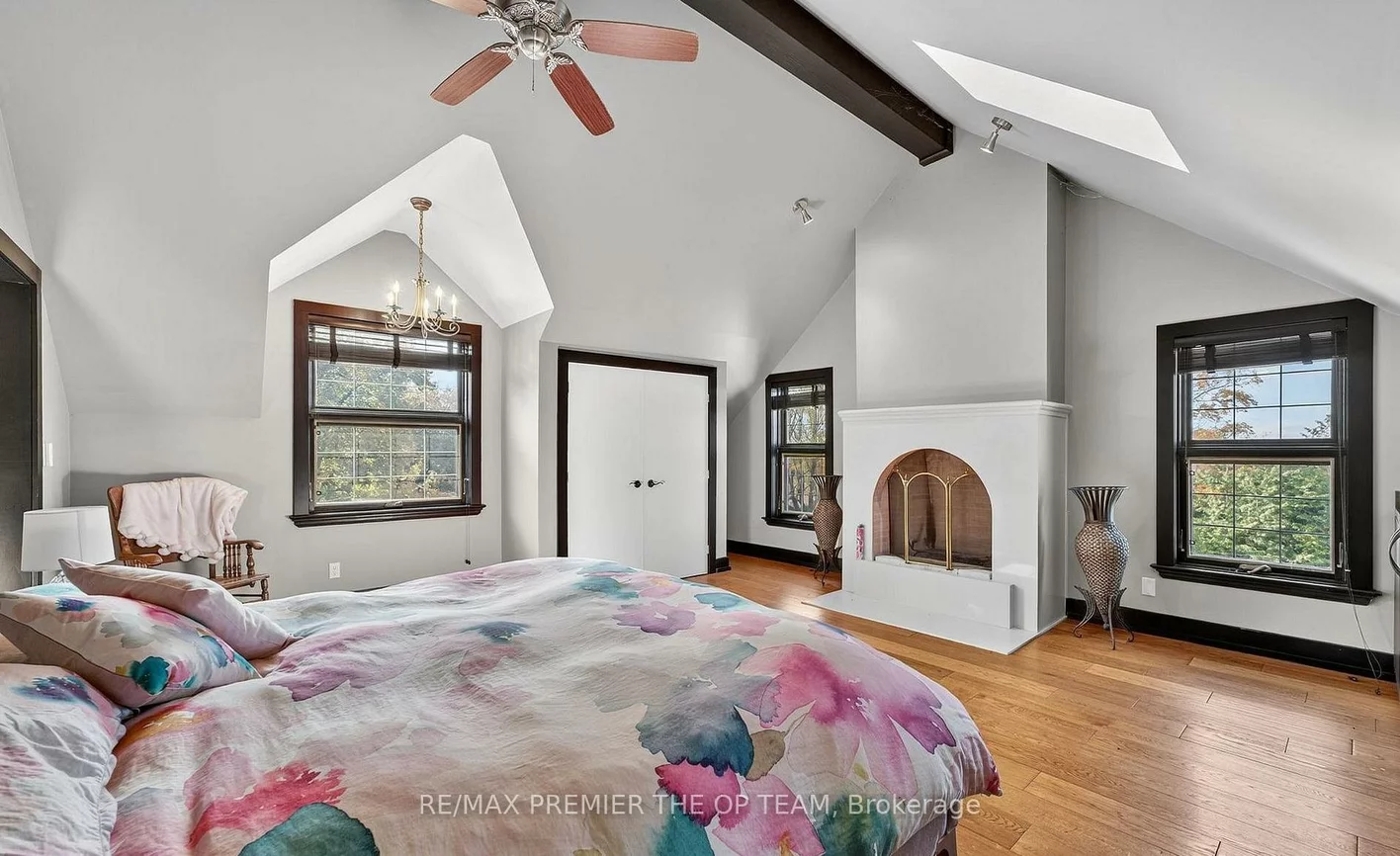 12355, Mill, Kleinburg, Vaughan
