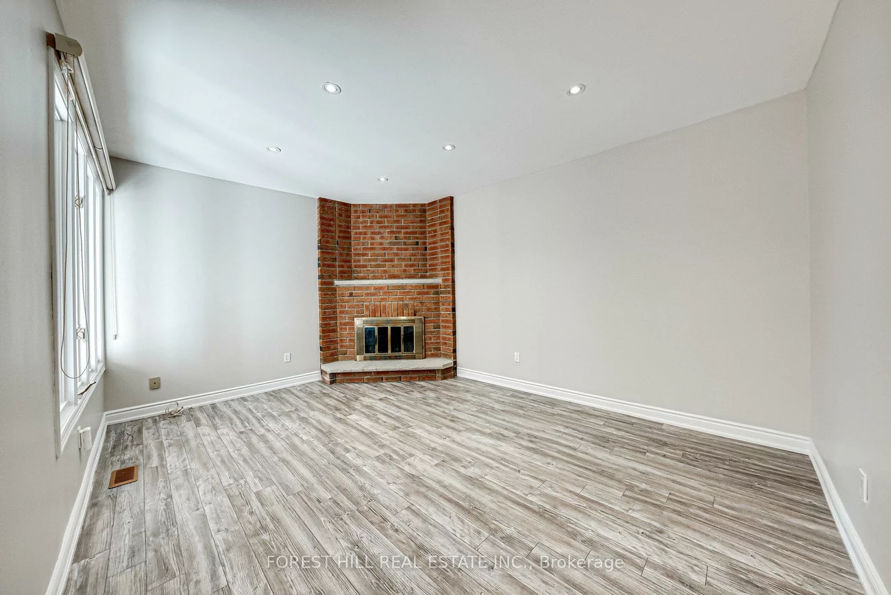300, Conley, Lakeview Estates, Vaughan