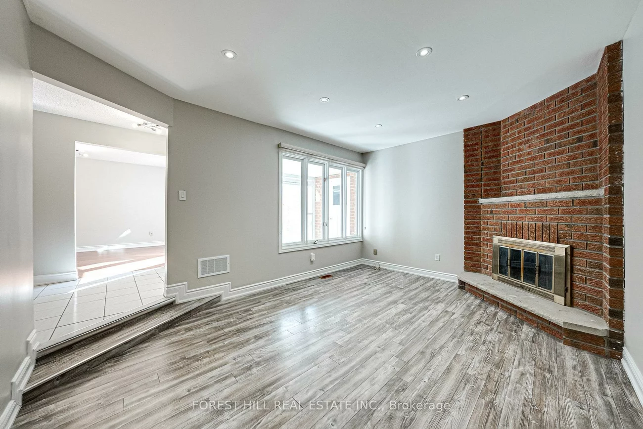300, Conley, Lakeview Estates, Vaughan
