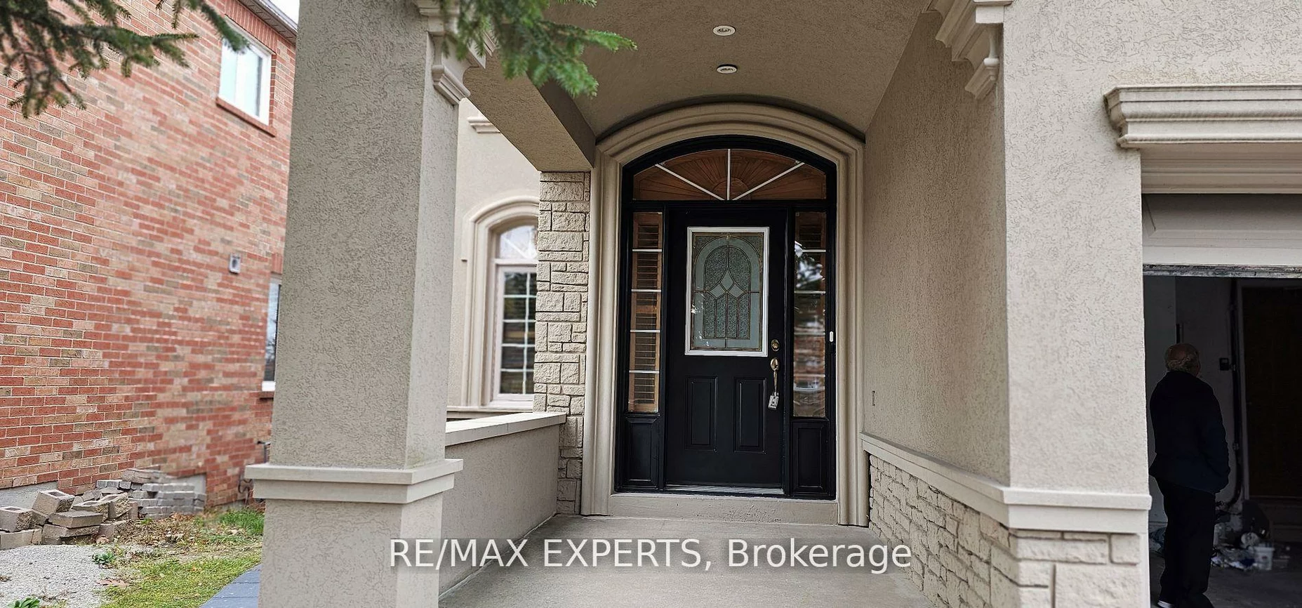 221, Matthew, East Woodbridge, Vaughan