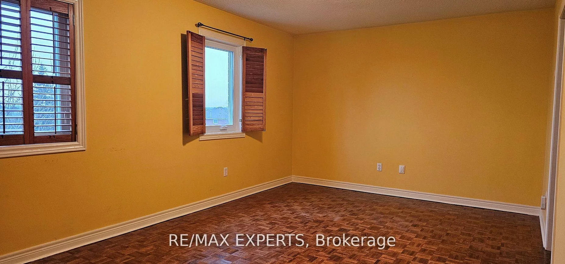 221, Matthew, East Woodbridge, Vaughan