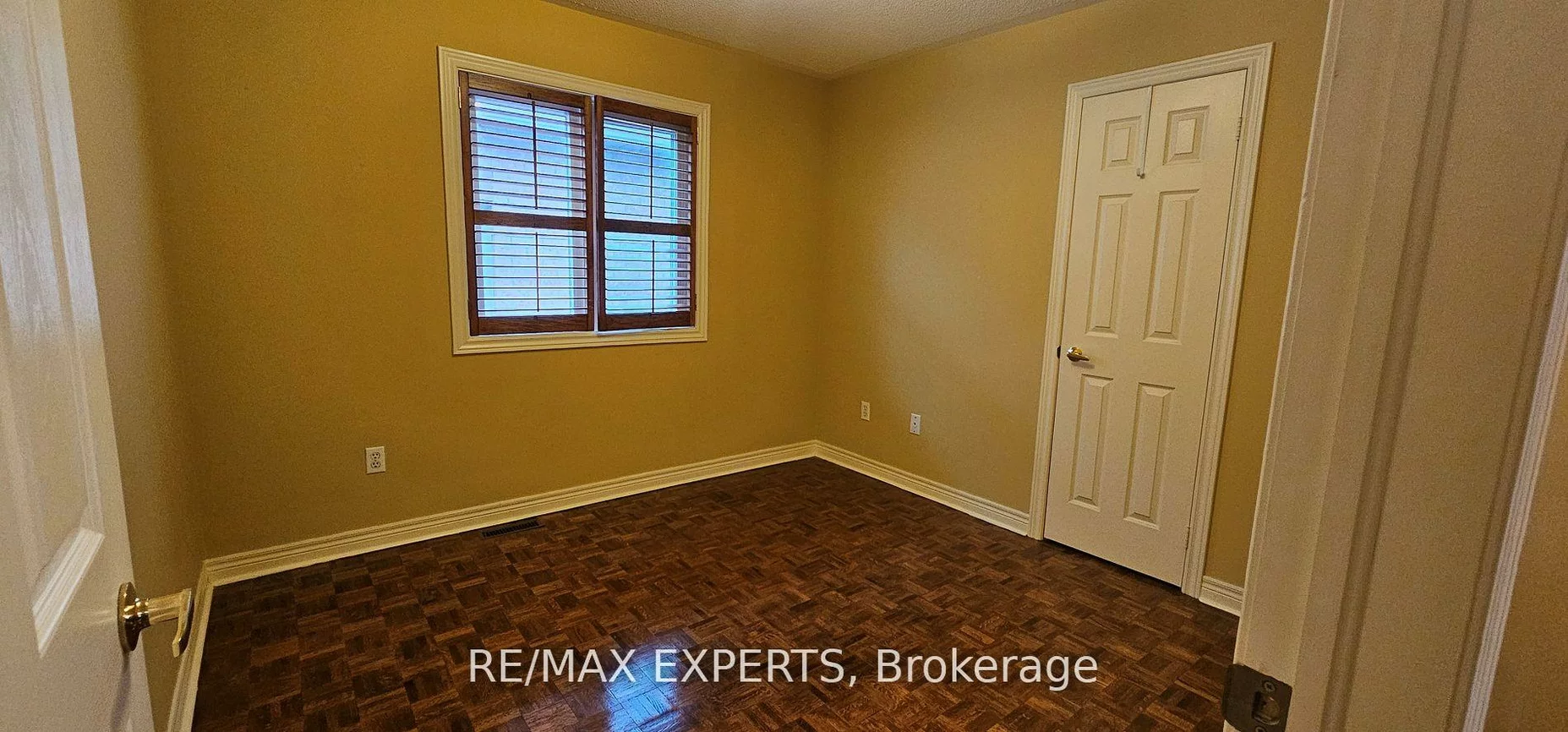 221, Matthew, East Woodbridge, Vaughan