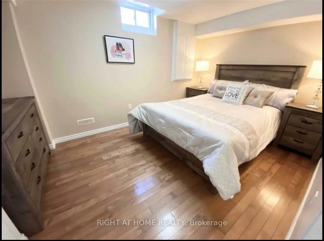150, Maria Antonia, Vellore Village, Vaughan