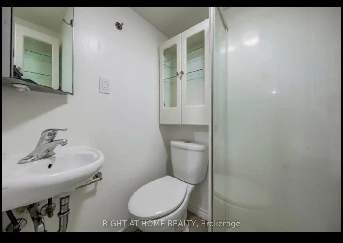150, Maria Antonia, Vellore Village, Vaughan