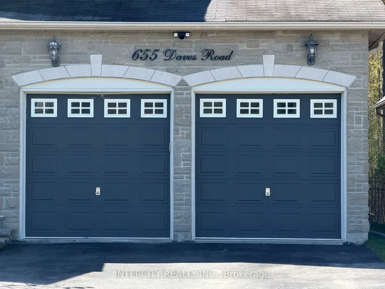 655, Davos, Vellore Village, Vaughan