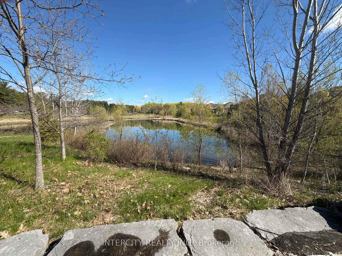 655, Davos, Vellore Village, Vaughan