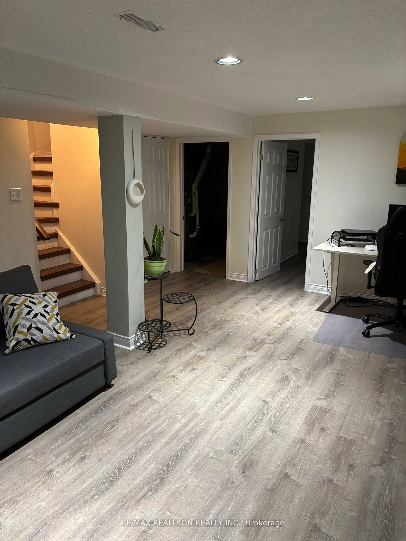 6, Joanna, Crestwood-Springfarm-Yorkhill, Vaughan