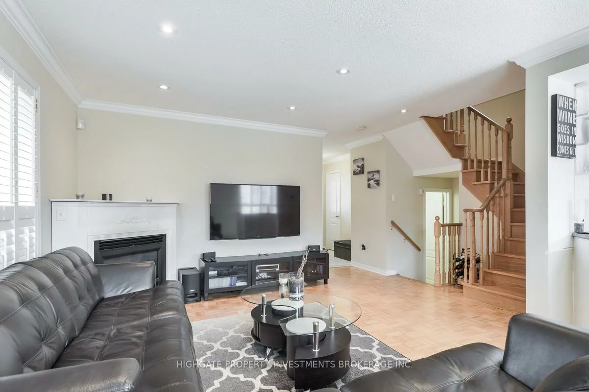 49, Muirside, Maple, Vaughan