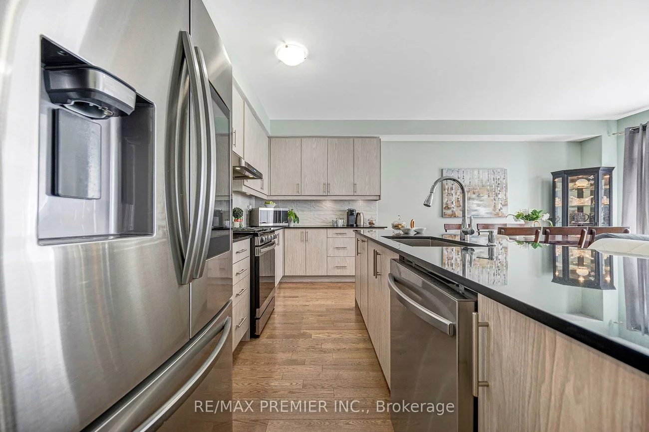 55, Singhampton, Kleinburg, Vaughan