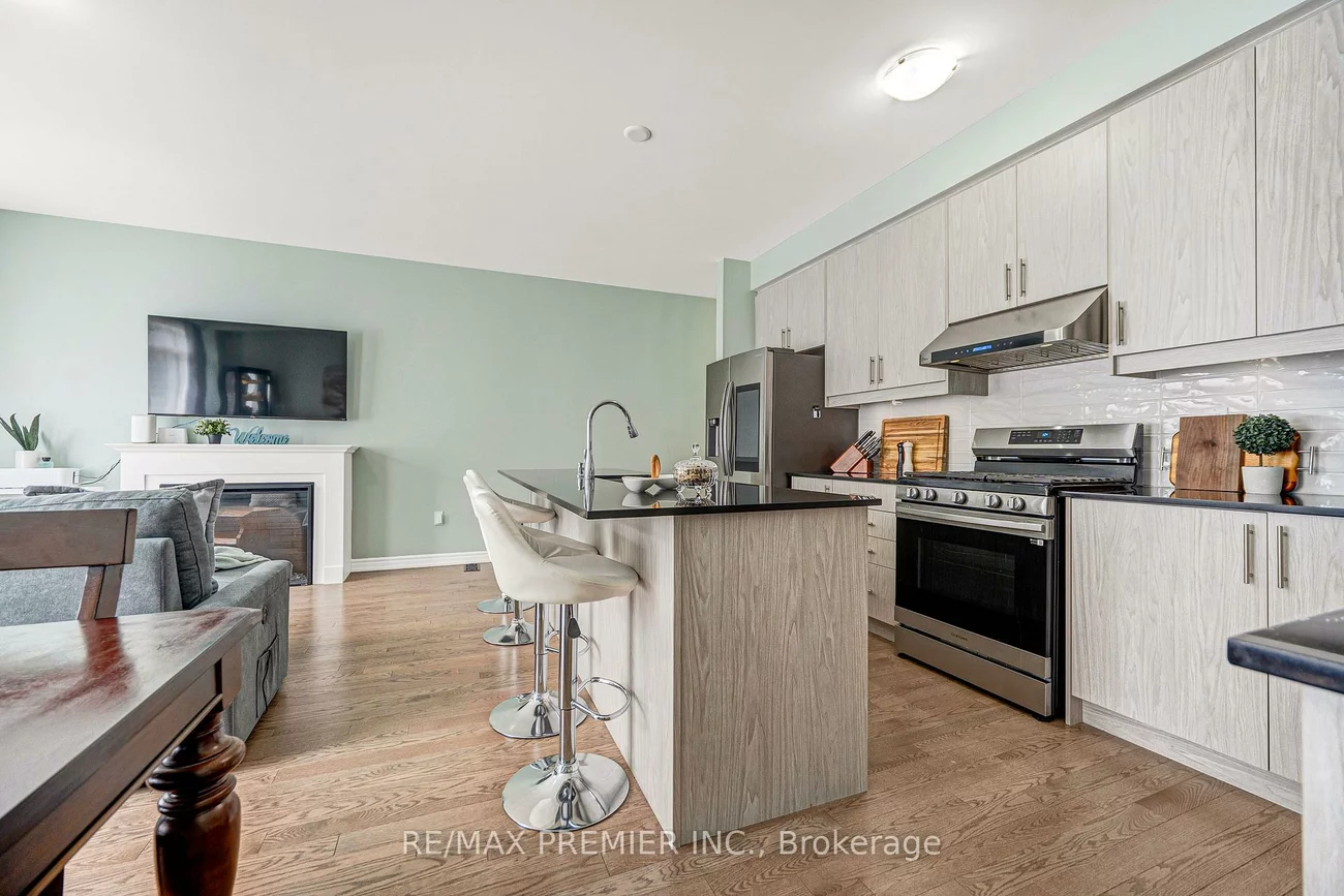 55, Singhampton, Kleinburg, Vaughan