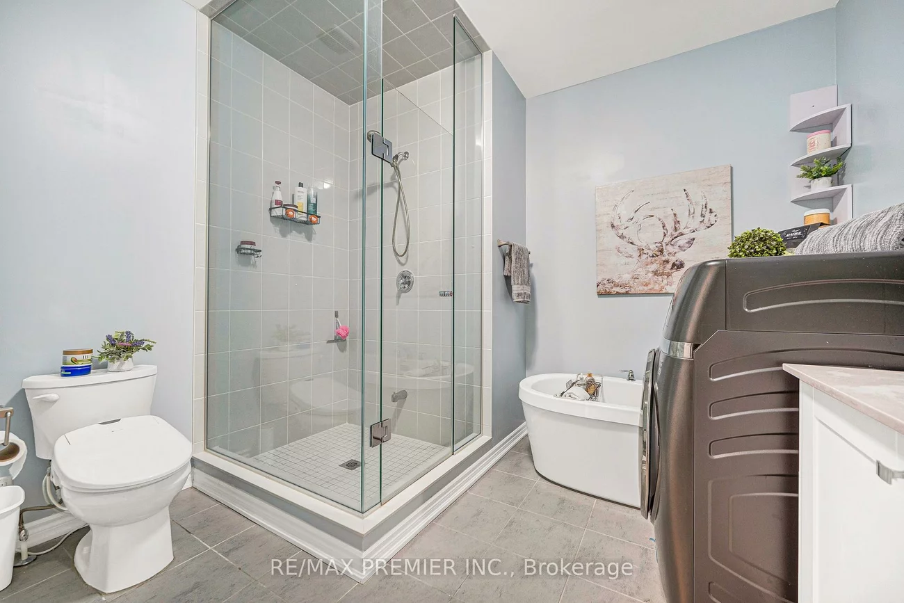 55, Singhampton, Kleinburg, Vaughan