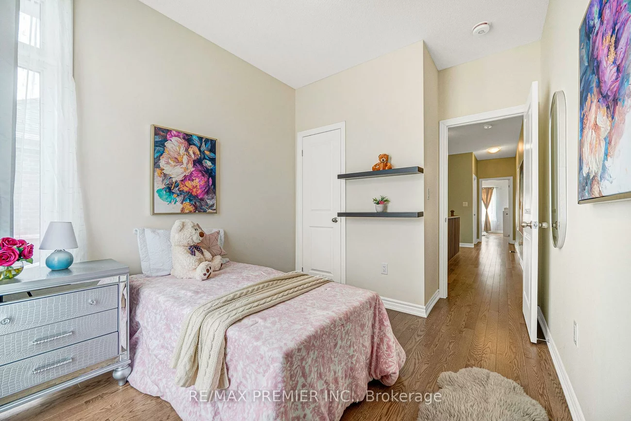 55, Singhampton, Kleinburg, Vaughan