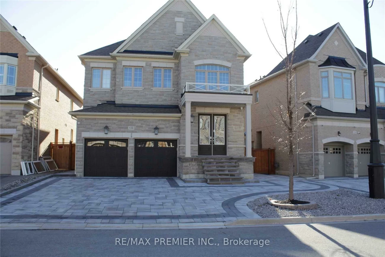 122, Garyscholl, Vellore Village, Vaughan