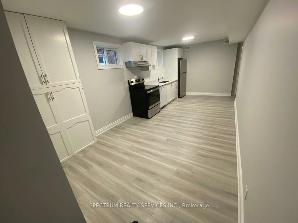125, Albany, West Woodbridge, Vaughan