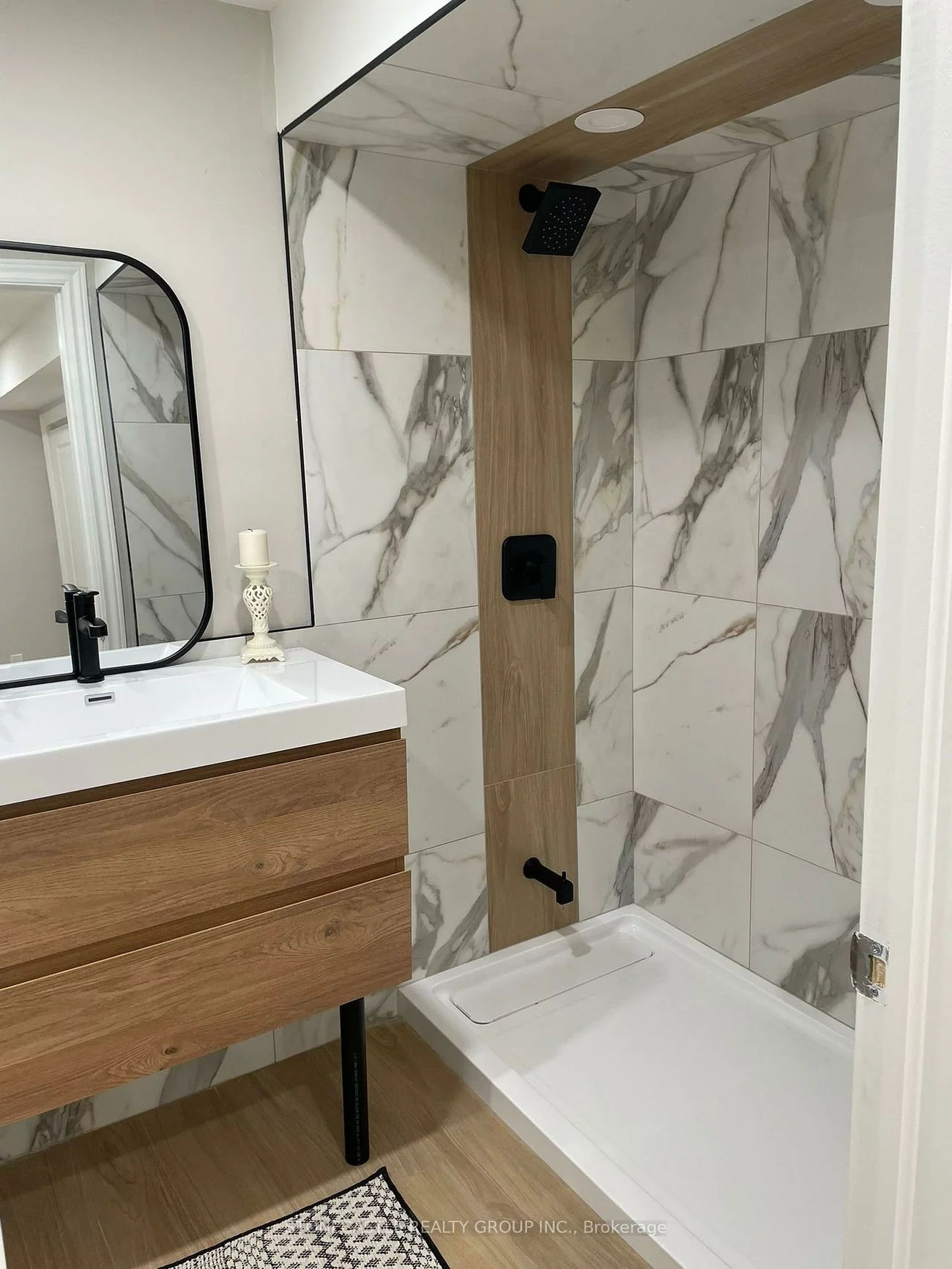 89, Jackman, West Woodbridge, Vaughan